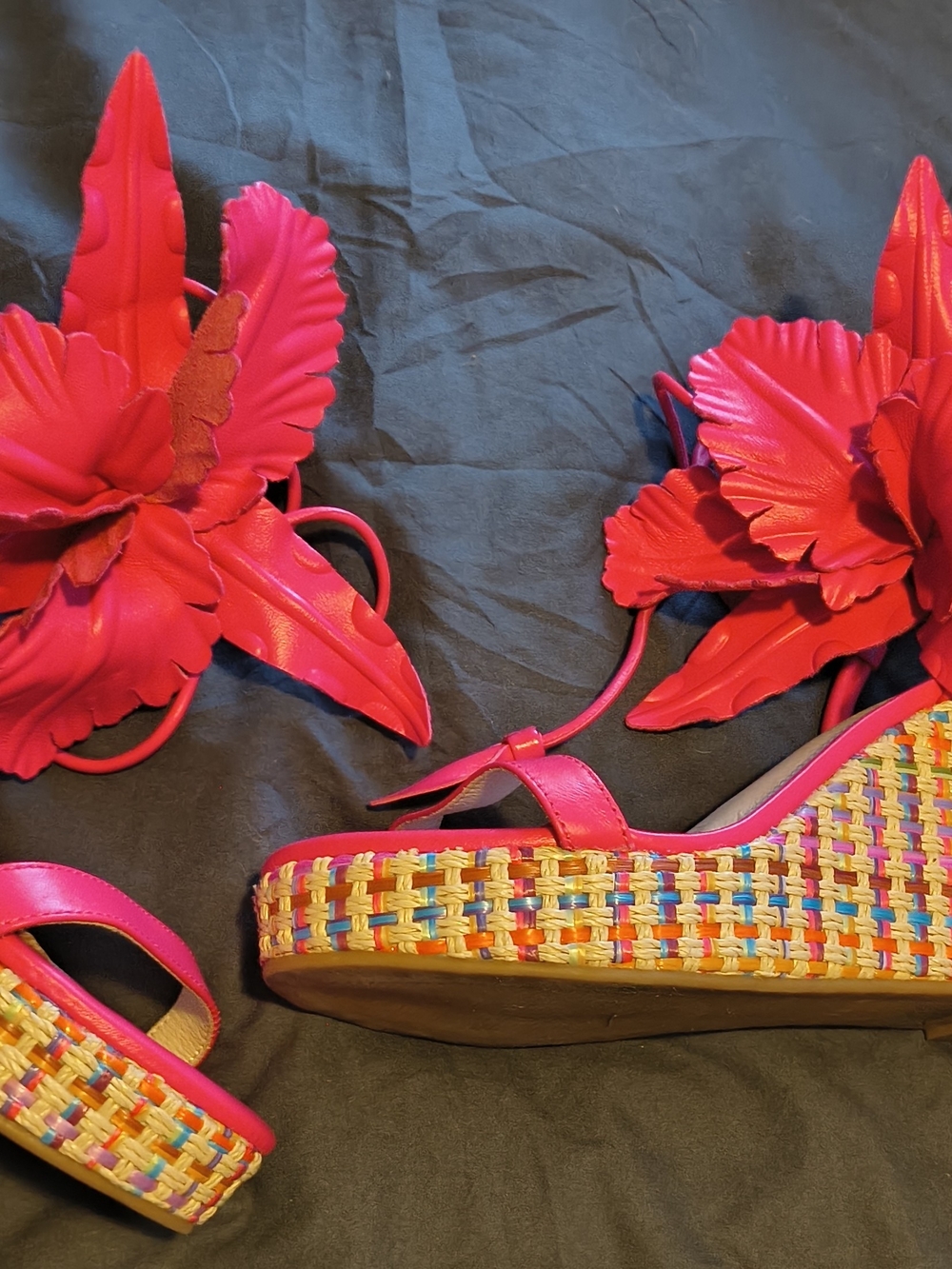 CECELIA NEW YORK Hot Pink Floral Espadrille Wedge Sandals
